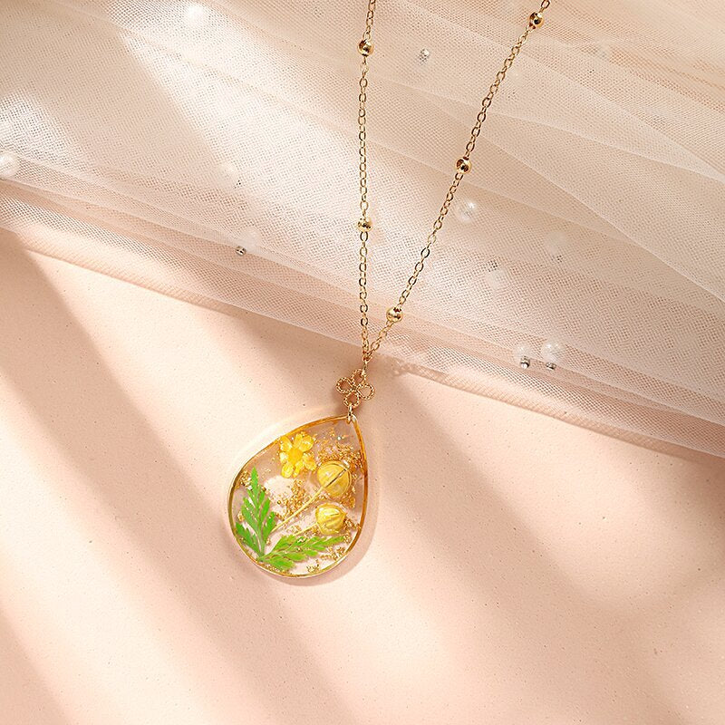 Resin Pressed Flower Necklaces - Gold Foil Tulip & Ferns