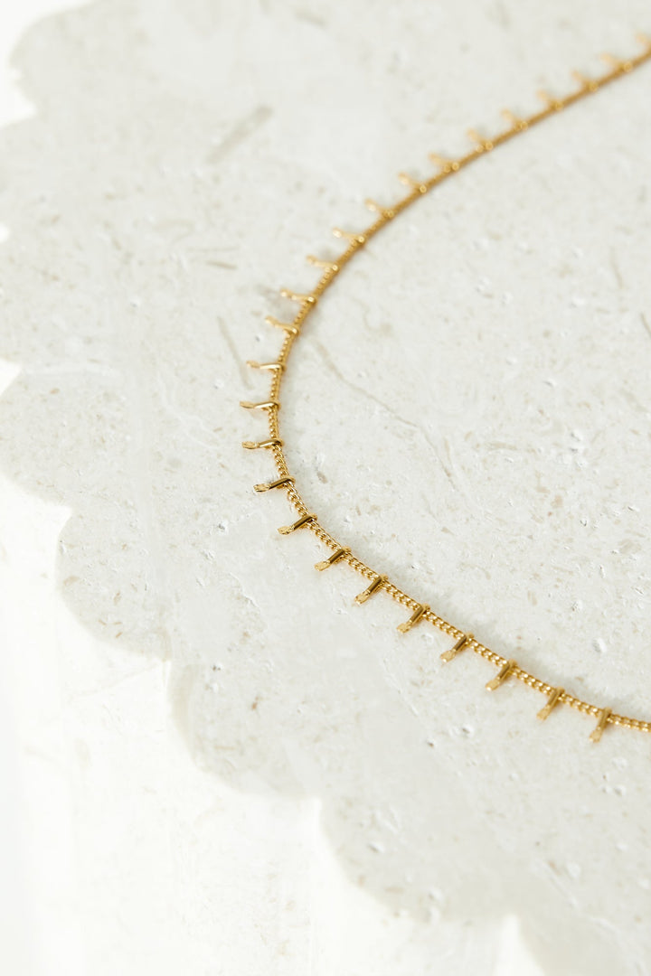 18k Gold Plated Queen Things Necklace Gold