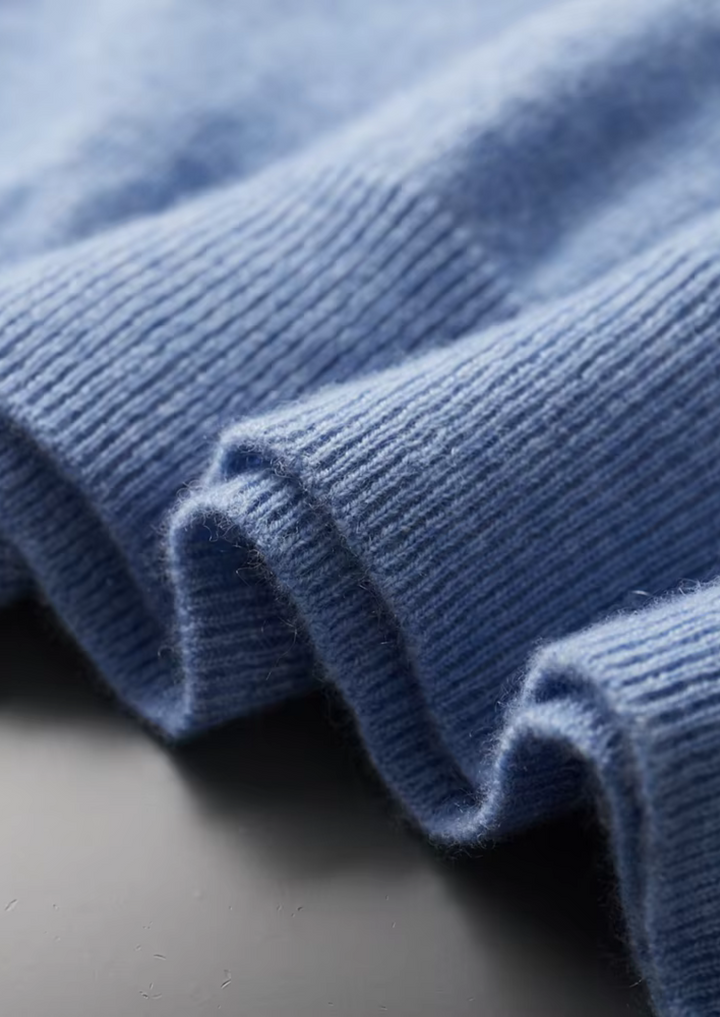 100% CASHMERE MOCK NECK T-SHIRT