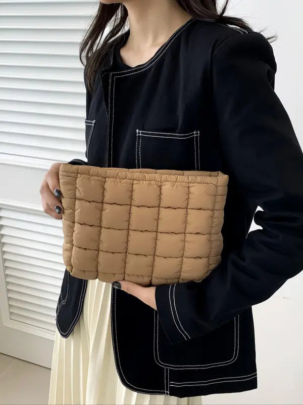 EMILY™ - Large Capacity Quilted Pouch Durable Zipper Travel Storage Bag